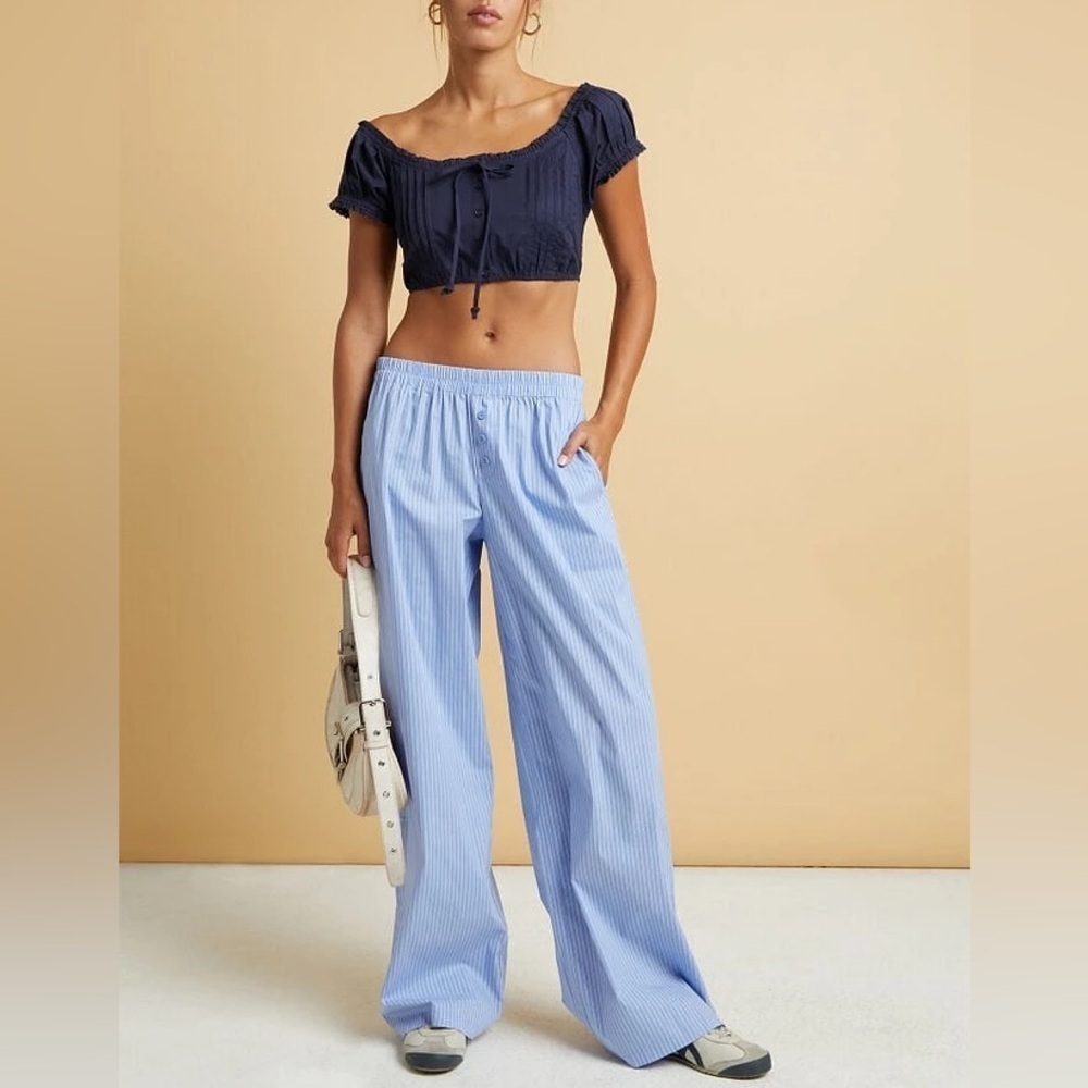 Beverly and Beck Lola Cropped Short Sleeve Top - Picture 4 of 12